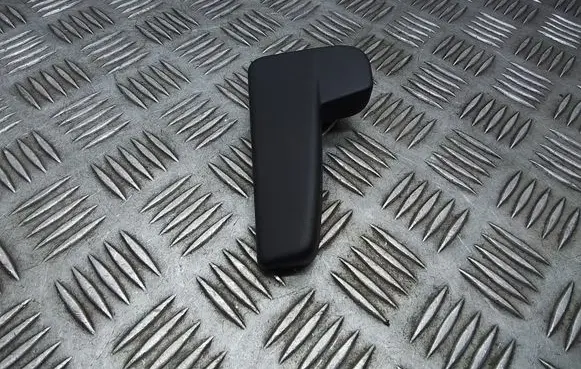 Engine bonnet (hood) release handle
