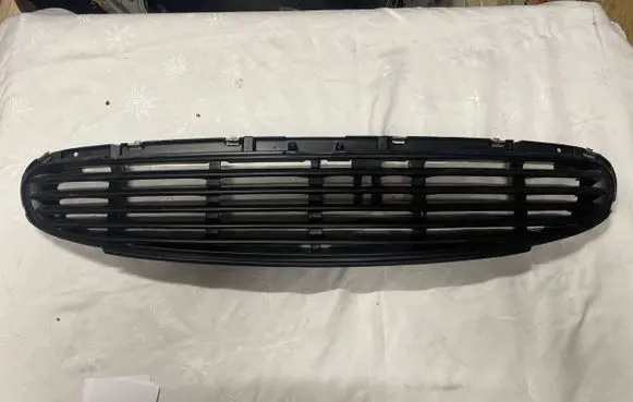 Ford Scorpio Front bumper upper radiator grill