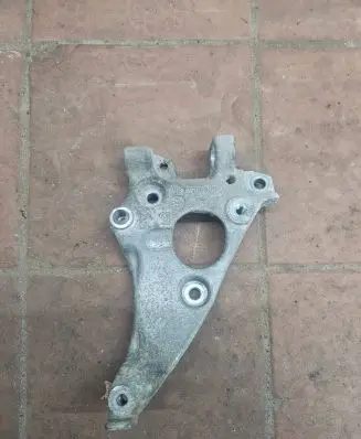 Citroen C4 Grand Picasso Engine mounting bracket 9672950980 656602C