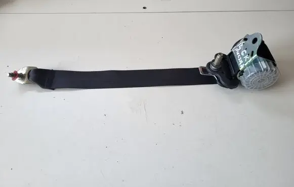 Nissan Pulsar Rear seatbelt 627818200C
