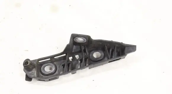 Volkswagen PASSAT B8 Fender mounting bracket 3G0807049