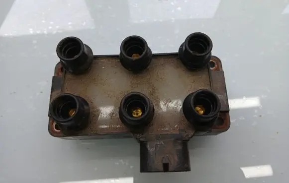 Ford Explorer High voltage ignition coil