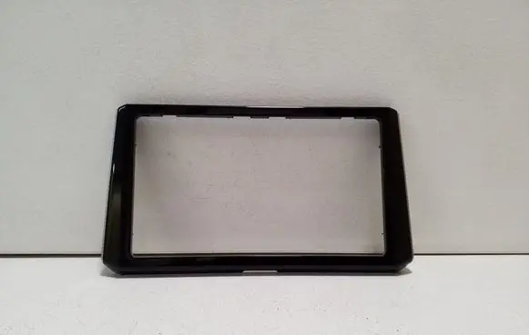 Radio/GPS head unit trim