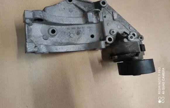 Citroen C4 Grand Picasso Generator/alternator bracket 9650034280