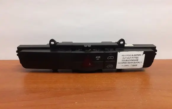 Mercedes-Benz Sprinter W906 Hazard light switch A9068700210 9779