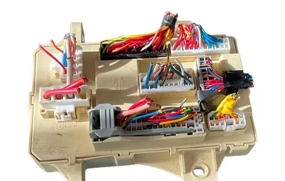 Hyundai i30 Fuse module 919501H510 919502H500