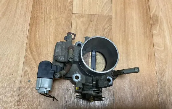 Honda Accord Throttle valve 1368002041