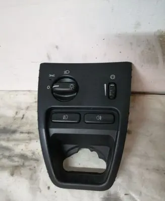 Volvo XC90 Light switch 30739302