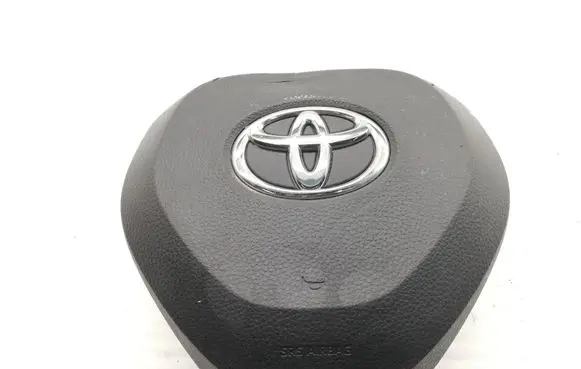 Toyota Corolla Cross Steering wheel airbag 