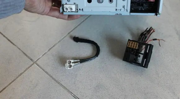 Volkswagen Golf Plus Sound system wiring loom 3B7035444 RCD510 RCD310DAB