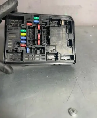 Renault Captur II SAM control unit 284B67877R