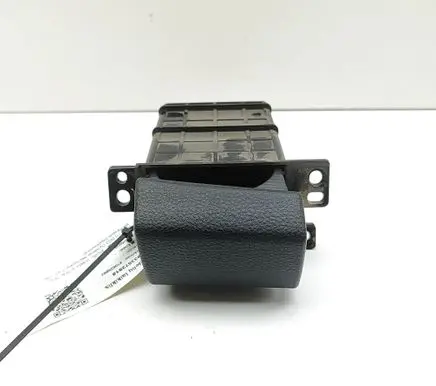 Isuzu D-Max Cup holder 8979085141