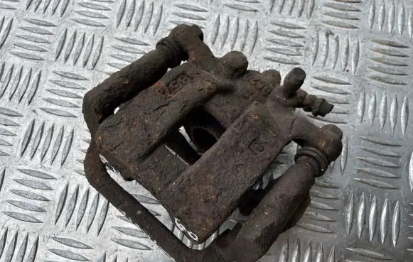 Rear brake caliper