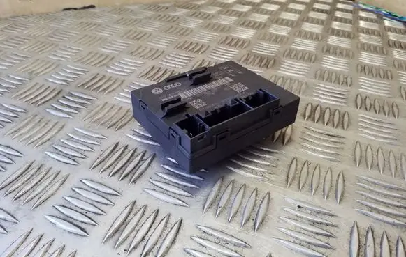 Audi A5 Sportback 8TA Door control unit/module 8T0959795Q 8T0959795H