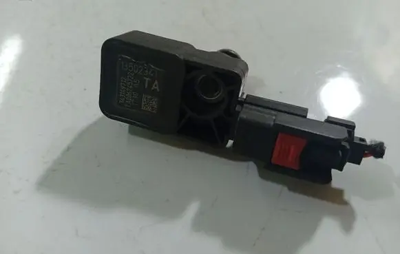Opel Insignia A Airbag deployment crash/impact sensor 343149712