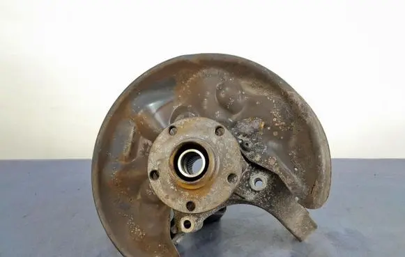 Audi A8 S8 D3 4E Front wheel hub spindle knuckle 