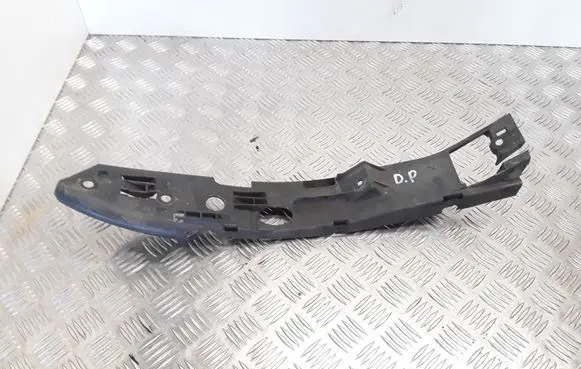 Volkswagen Touareg I Front bumper mounting bracket 7L6807184