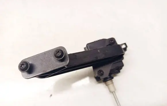 Mercedes-Benz E W211 Central locking motor A2038201997