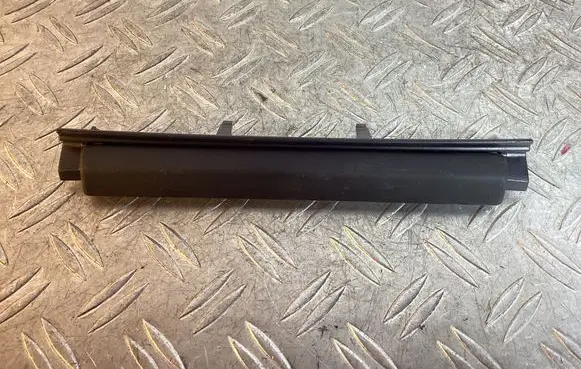 Porsche Macan (95B) Dashboard glove box trim 95B858071