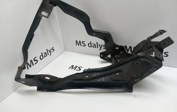 Mercedes-Benz C W204 Headlight/headlamp mounting bracket A2046201191 2046201191