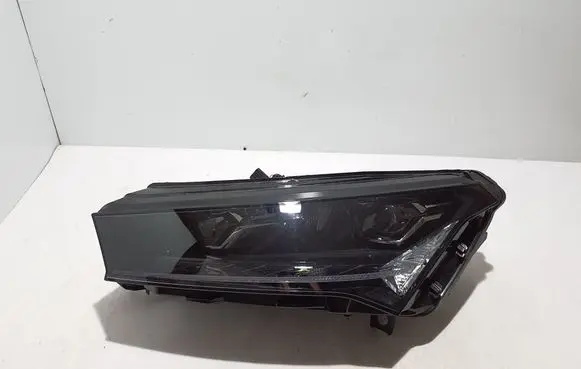 Skoda Enyaq iV Headlight/headlamp 5LB941015H