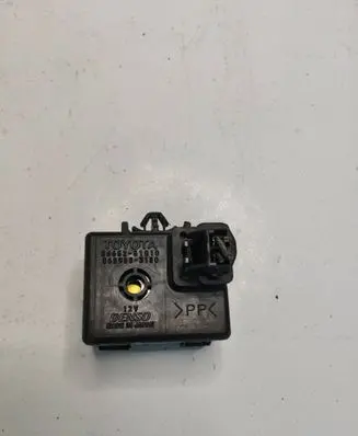 Toyota Land Cruiser (J120) Horn buzzer relay 8665251010 0689003150