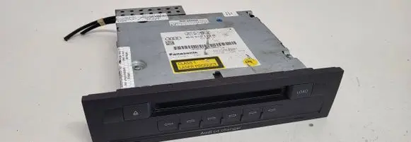 Audi Q7 4M CD/DVD changer 4L0910110B