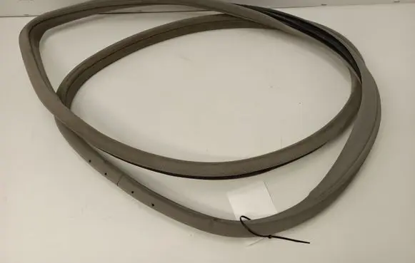 Mercedes-Benz E W211 Front door rubber seal