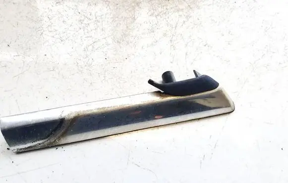 Jaguar XJ X351 Front door glass trim molding 