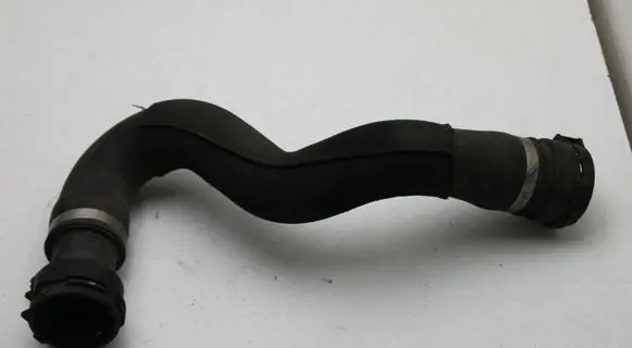 Audi A6 S6 C7 4G Engine coolant pipe/hose 4G0121049Q