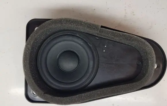 Volvo S90, V90 Headliner speaker 31350622