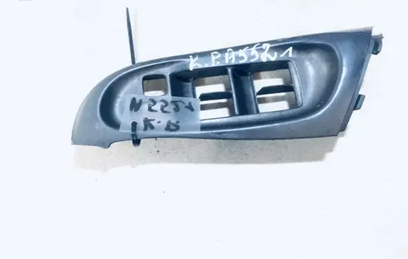 Nissan Almera N16 Front door window switch trim 80961