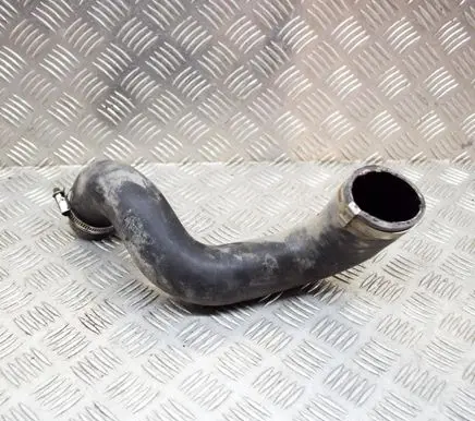Land Rover Discovery 3 - LR3 Intercooler hose/pipe
