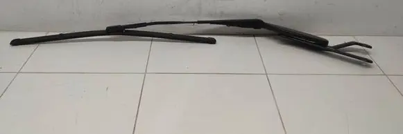 Mercedes-Benz C W205 Front wiper blade arm W000051791 W000051785 A2058240119