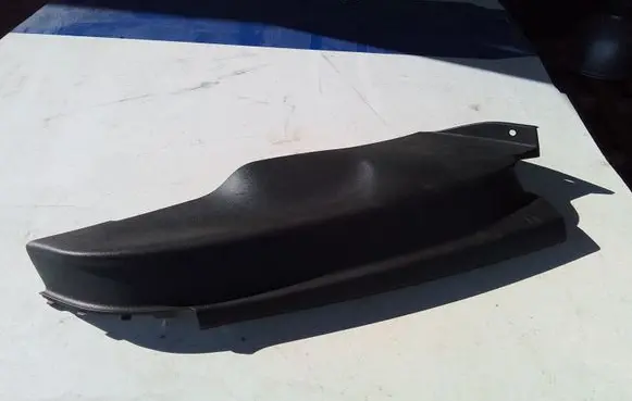 Volkswagen Tiguan Rear seat side top trim 5N0867766