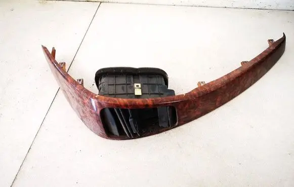 KIA Sorento Dash center air vent grill 974403E000