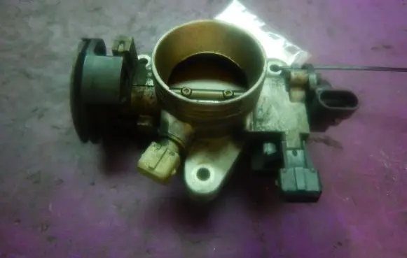 Mercedes-Benz 306 Throttle body valve 