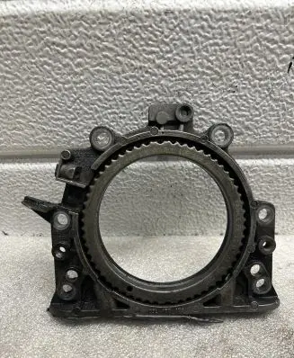 Volkswagen Tiguan Other engine bay part 03L103173