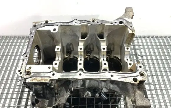 Peugeot 308 SW Engine block HNSHN05