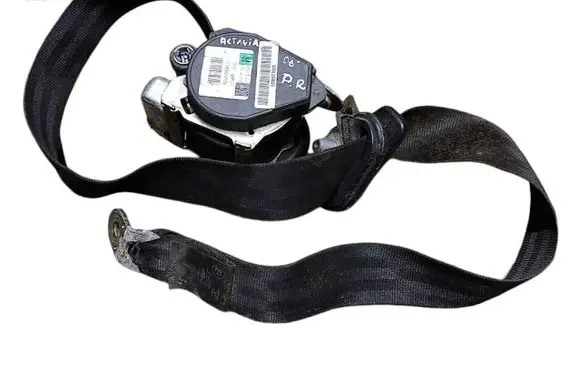 Skoda Octavia Mk2 (1Z) Front seatbelt 1Z0857702A 602481100 6609173