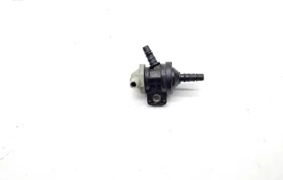 Audi A4 S4 B8 8K Fuel tank valve 06F133529D