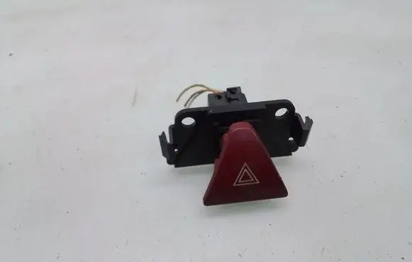 Peugeot 107 Hazard light switch
