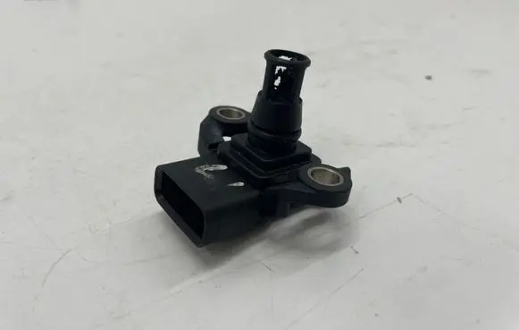 Opel Zafira B Air pressure sensor 8973811911