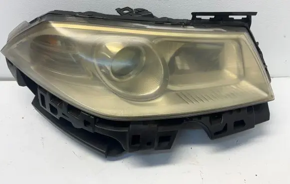 Renault Megane II Headlight/headlamp 55625563