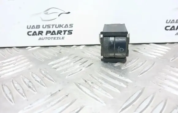 Skoda Octavia Mk1 (1U) Headlight level height control switch 1U0941333C01C