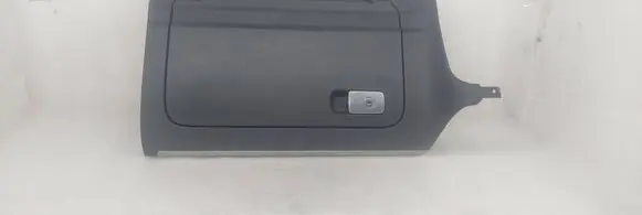 Glove box