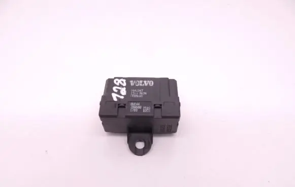 Volvo S60 Seat heating relay 9442947 D128