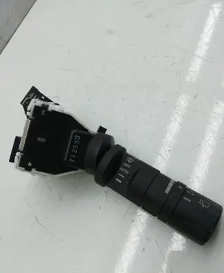 Nissan Qashqai Indicator stalk 7122SD