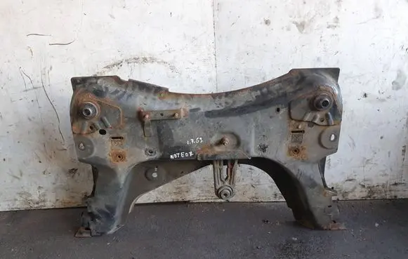 Nissan Note (E11) Front subframe