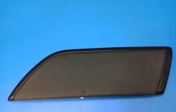 Land Rover Discovery 5 Rear door card trim HY3227420A